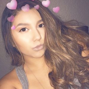 Meet your Posher, Alianna